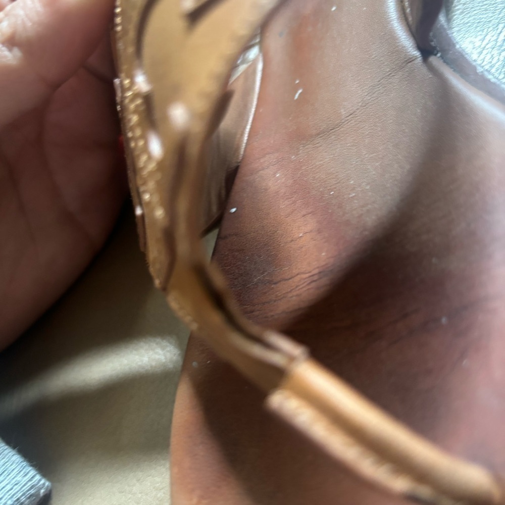 Tory Burch tan shoes - Picture 6 of 6